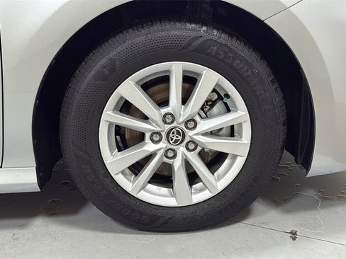 Certified 2025 Toyota Camry LE w/ Convenience Package image 21