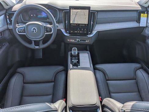 New 2026 Volvo XC90 T8 Ultra w/ Lounge Package image 16