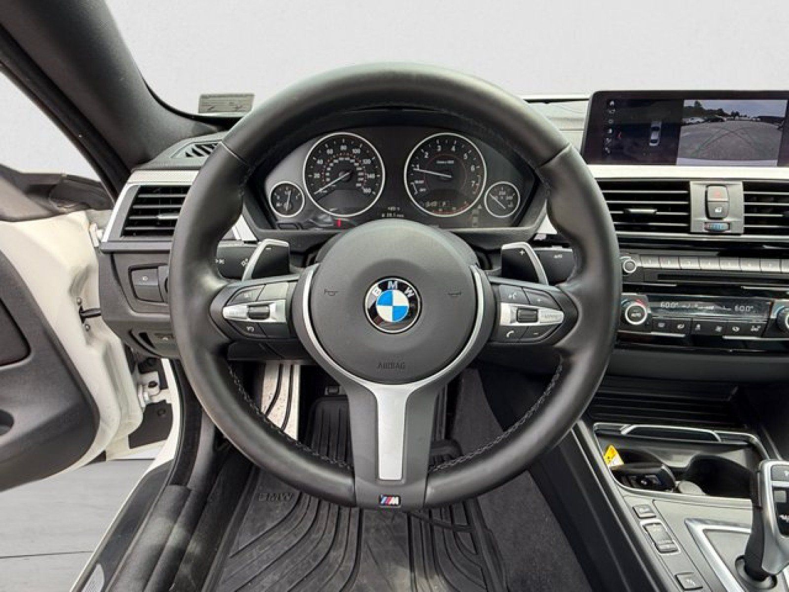 Used 2020 BMW 430i xDrive Coupe w/ M Sport Package AWD/4WD image 15
