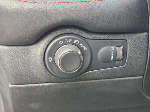 Used 2024 Dodge Durango GT RWD image 24