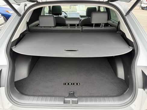 Used 2023 Hyundai Ioniq 5 Limited RWD image 50