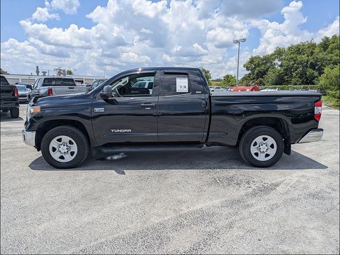 Used 2019 Toyota Tundra SR5 w/ SR5 Upgrade Package AWD/4WD image 4