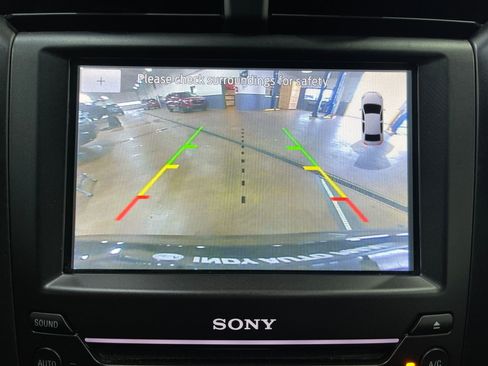 Used 2020 Ford Fusion Energi Titanium image 11