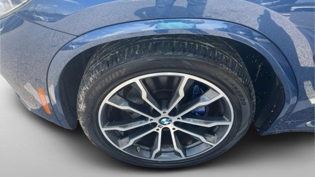 Used 2021 BMW X4 M40i w/ Executive Package AWD/4WD image 5