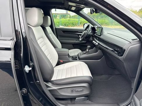Used 2026 Honda CR-V Sport Touring image 10