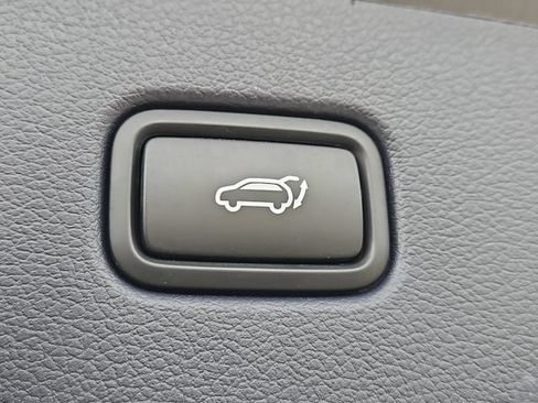 Used 2022 Hyundai Palisade Calligraphy w/ Cargo Package FWD image 16