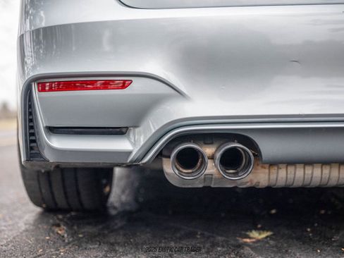 Used 2018 BMW M3 image 90