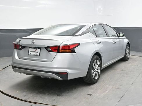 Used 2021 Nissan Altima 2.5 S FWD image 6