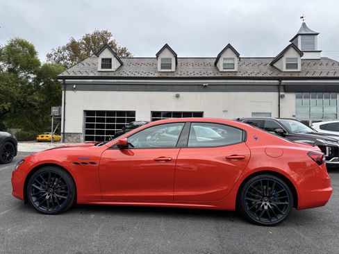 Used 2023 Maserati Ghibli F Tributo AWD/4WD image 2