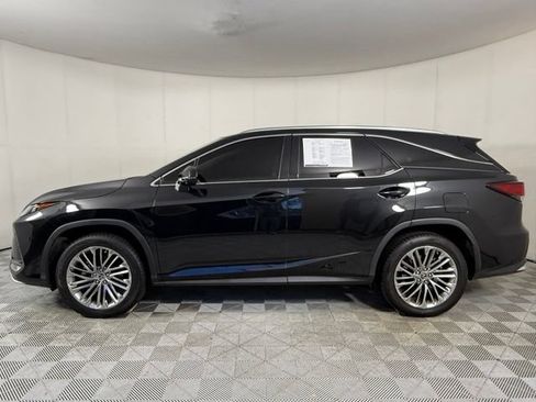 Used 2022 Lexus RX 350L Luxury w/ Accessory Package (Z1) AWD/4WD image 3