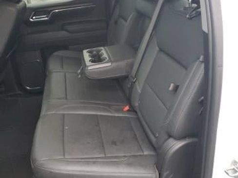 Certified 2024 GMC Sierra 1500 SLT image 10