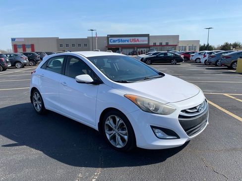 Used 2014 Hyundai Elantra GT w/ Option Group 02 image 1