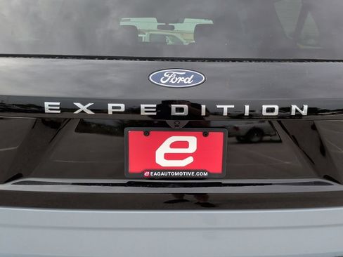New 2027 Ford Expedition Max Active RWD image 47