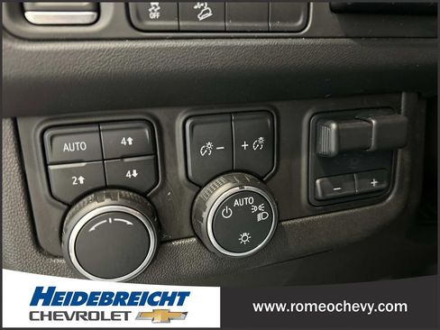 Certified 2021 Chevrolet Tahoe Premier w/ Premium Package AWD/4WD image 29