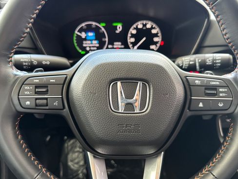 Used 2025 Honda CR-V Sport-L image 11