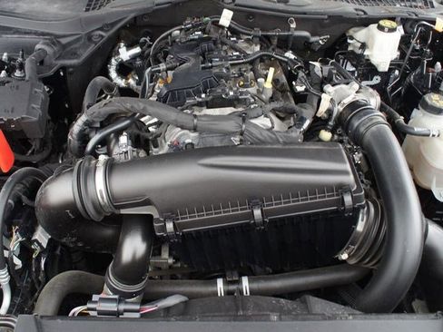 Used 2024 Ford Mustang Premium image 21