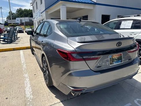 Used 2025 Toyota Camry XSE FWD image 13