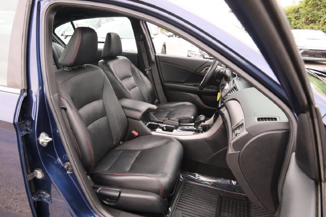 Used 2017 Honda Accord Sport Special Edition image 26