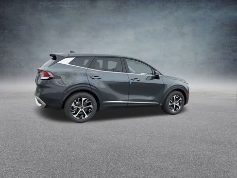 Used 2025 Kia Sportage EX image 24