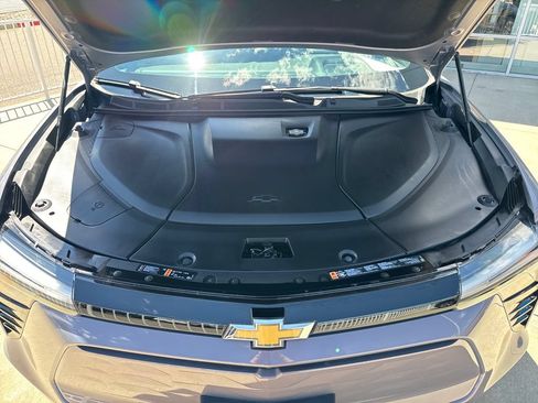 Used 2024 Chevrolet Blazer EV LT AWD/4WD image 22