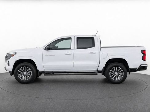 Used 2025 Chevrolet Colorado LT w/ LT Convenience Package RWD image 3