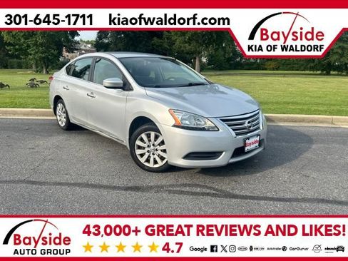 Used 2015 Nissan Sentra SV FWD image 1