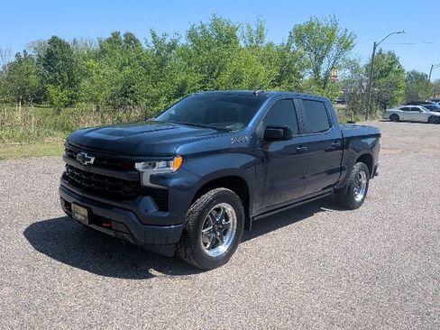 Used 2022 Chevrolet Silverado 1500 RST w/ Z71 Off-Road Package image 1