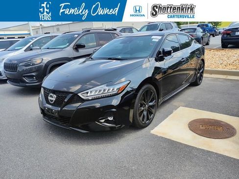 Used 2023 Nissan Maxima SR w/ Sport Mat Group FWD image 1
