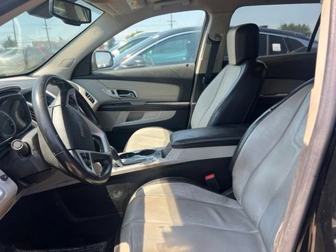 Used 2017 GMC Terrain SLT w/ Open Road Package AWD/4WD image 10