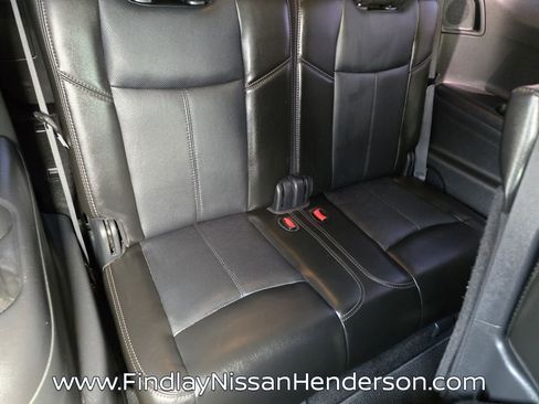 Used 2014 Nissan Pathfinder Platinum w/ Platinum Premium Package FWD image 16