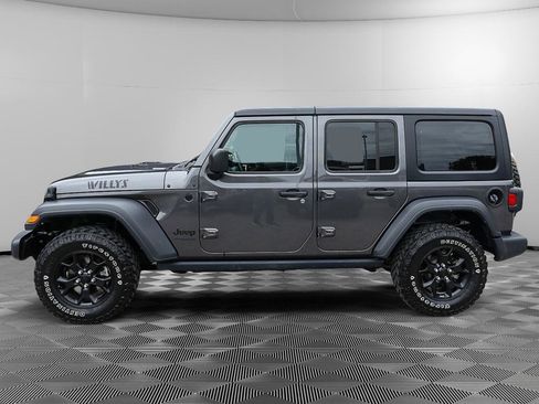 Used 2022 Jeep Wrangler Unlimited Sport AWD/4WD image 3