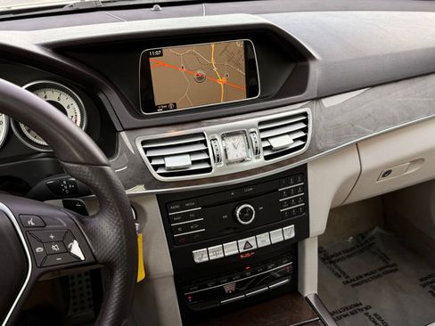 Used 2016 Mercedes-Benz E 350 Sedan image 38