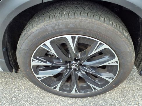 Certified 2024 MAZDA CX-90 Plug-In Hybrid w/ Premium Plus image 9