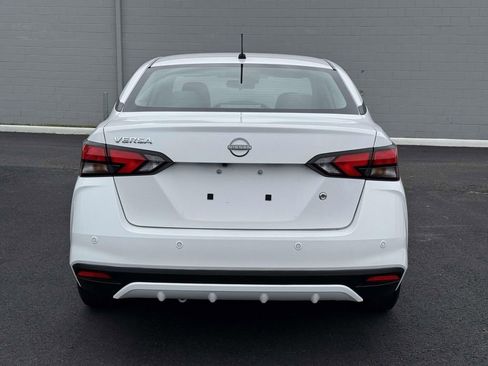 Used 2023 Nissan Versa S FWD image 21