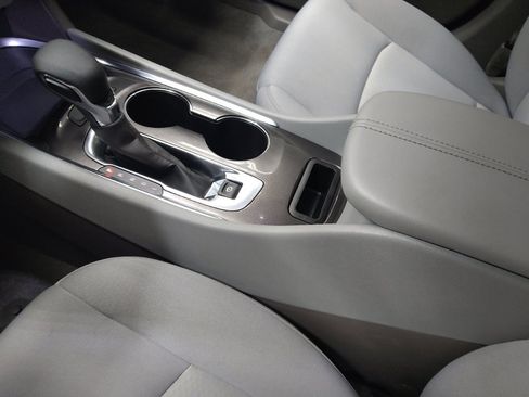 Used 2023 Chevrolet Malibu LT FWD image 26