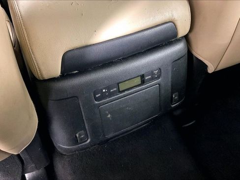 Used 2020 Nissan Armada SL w/ Premium Package image 33