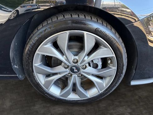 Used 2019 Hyundai Elantra GT N Line FWD image 37