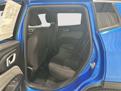 Used 2023 Jeep Compass Sport image 24