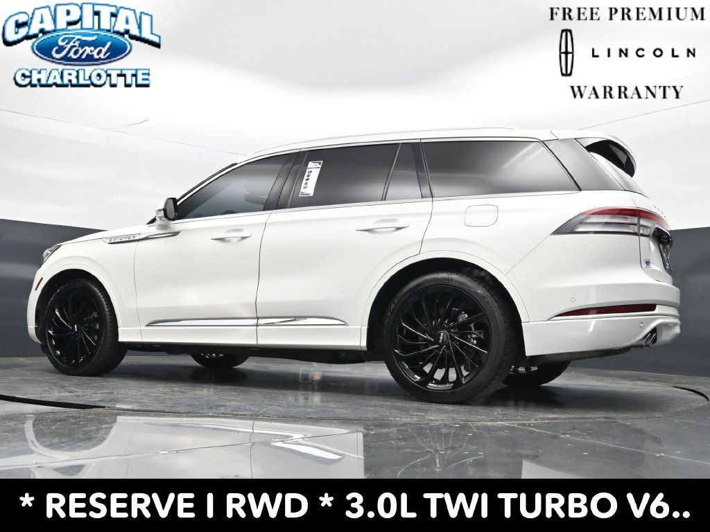 Used 2022 Lincoln Aviator Reserve w/ Equipment Group 201A RWD image 25