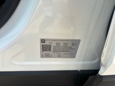 Used 2022 Chevrolet Equinox LS w/ LS Convenience Package image 17