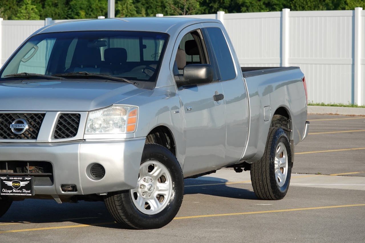 Used 2004 Nissan Titan XE w/ (PRF) Preferred Pkg AWD/4WD image 3