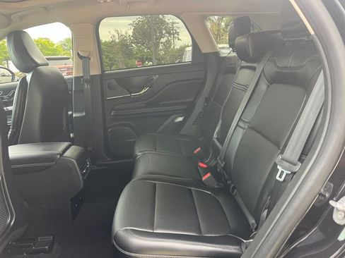 Used 2023 Lincoln Corsair AWD w/ Equipment Group 101A image 13