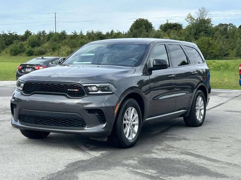 Used 2025 Dodge Durango GT RWD image 3