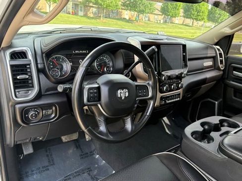 Used 2022 RAM 3500 Laramie w/ Chrome Appearance Group AWD/4WD image 10