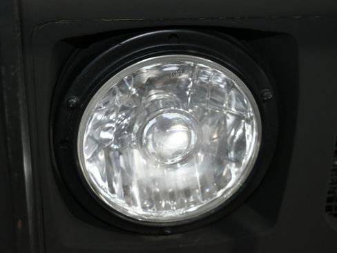 Used 1990 HUMMER H1 image 50