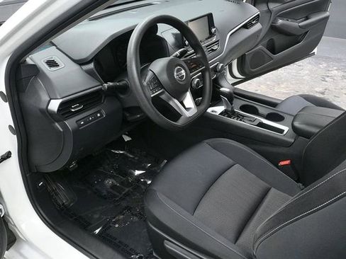 Used 2021 Nissan Altima 2.5 S image 9