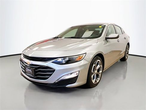 Used 2024 Chevrolet Malibu LT image 38