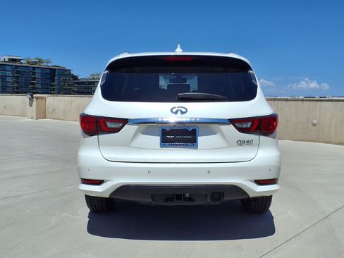 Used 2020 INFINITI QX60 Luxe w/ Essential Package FWD image 5