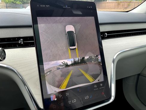 New 2025 Volvo EX90 Ultra image 19