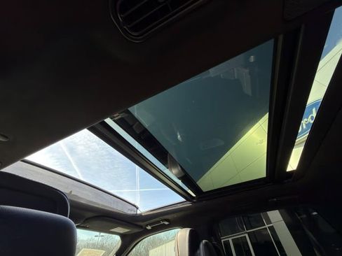 Used 2023 Lincoln Navigator L Black Label AWD/4WD image 17